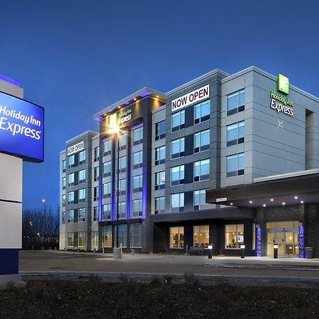 Holiday Inn Express - Red Deer North By Ihg Екстер'єр фото