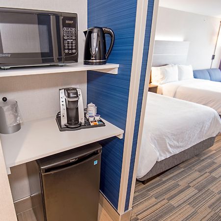 Holiday Inn Express - Red Deer North By Ihg Екстер'єр фото